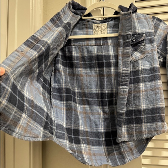 Quicksilver little boys flannel with hoodie - Picture 5 of 5